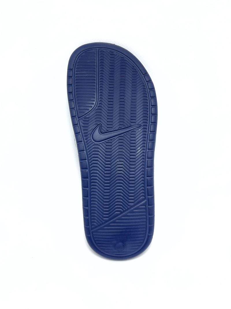 Nike Slipper - Image 2