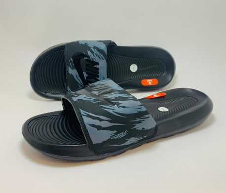 Nike Slipper